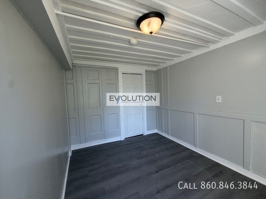 216 E Main St - Photo 5 of 12