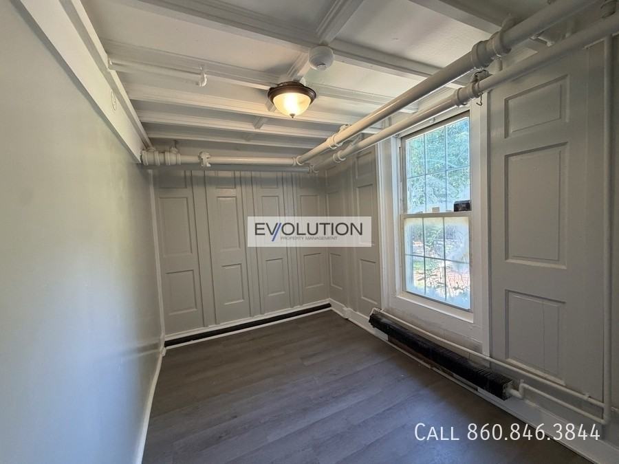 216 E Main St - Photo 6 of 12