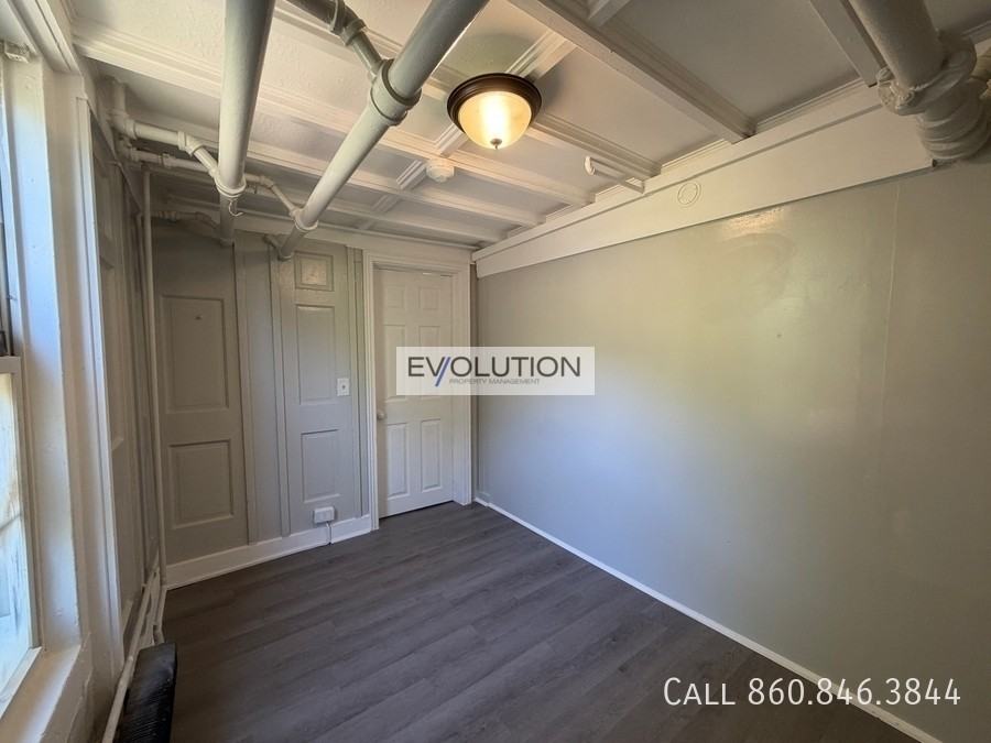 216 E Main St - Photo 7 of 12