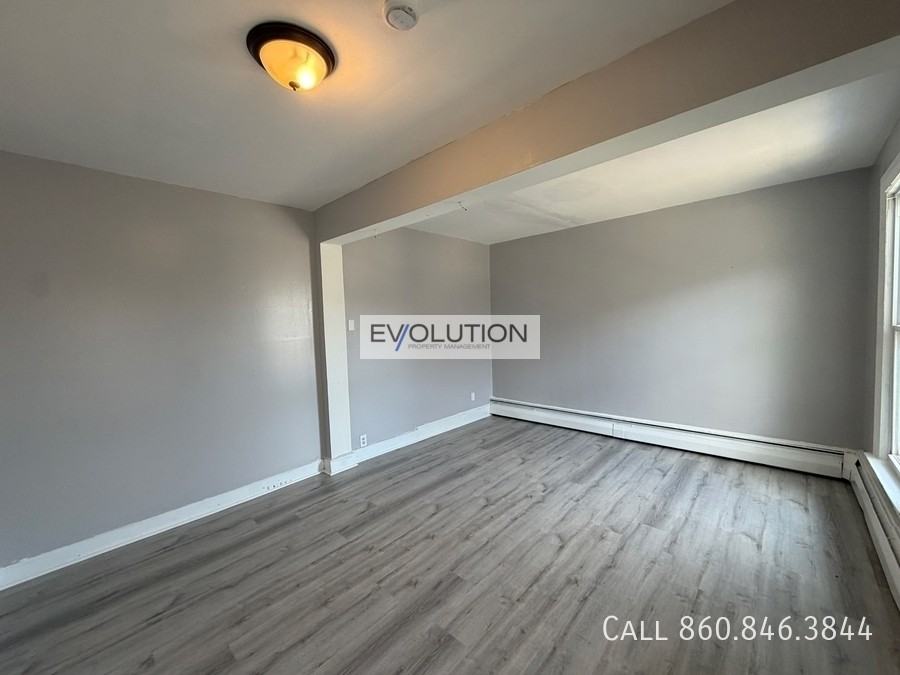 46 Green St Apt 2f - Photo 3 of 14