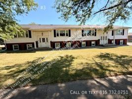 featured image of 438 Adams St #3