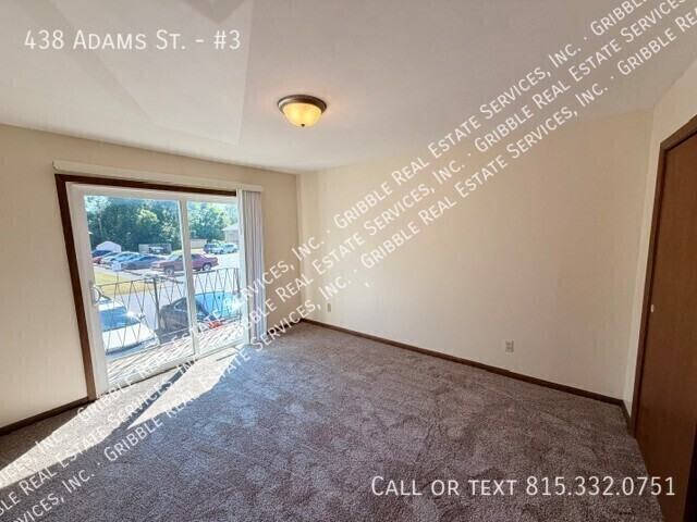438 Adams St #3 - Photo 4 of 21