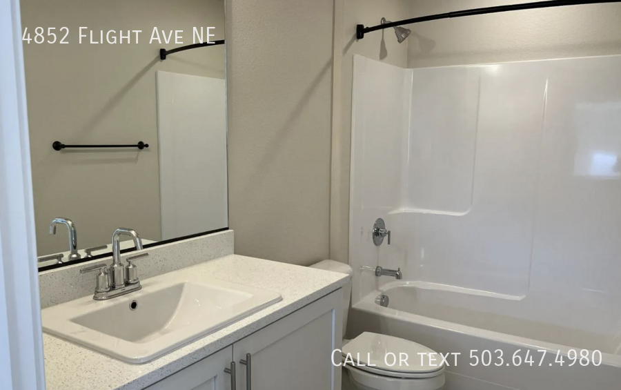 4852 Flight Ave Ne - Photo 7 of 8