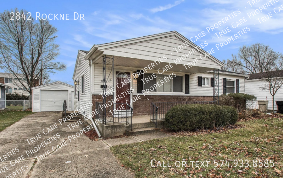 2842 Rockne Dr - Photo 2 of 25