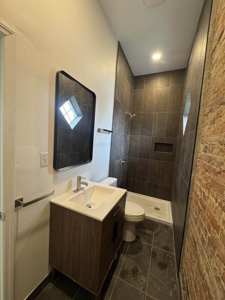 7802 Brownwood Dr - Photo 6 of 24