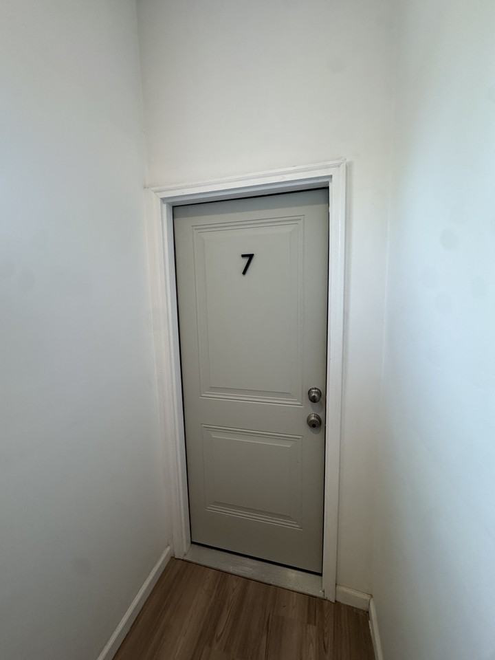 7802 Brownwood Dr - Photo 7 of 24