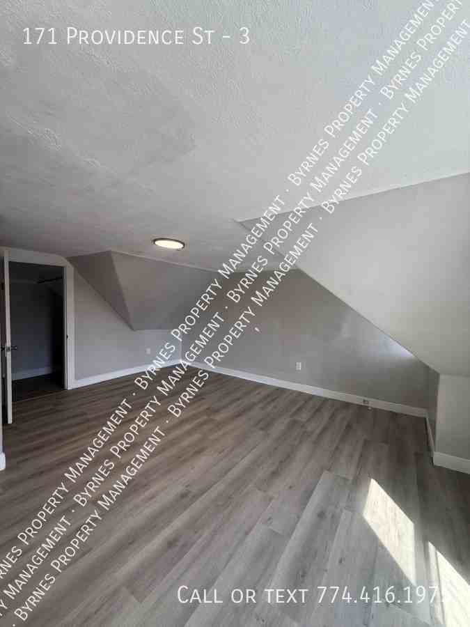 171 Providence St #3 - Photo 6 of 13