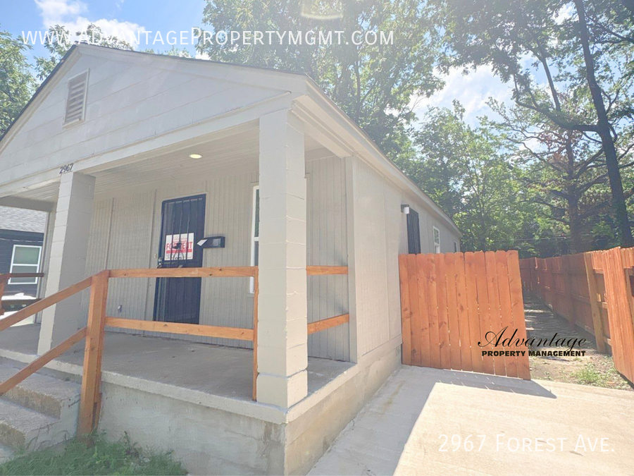 2967 Forest Ave - Photo 3 of 23
