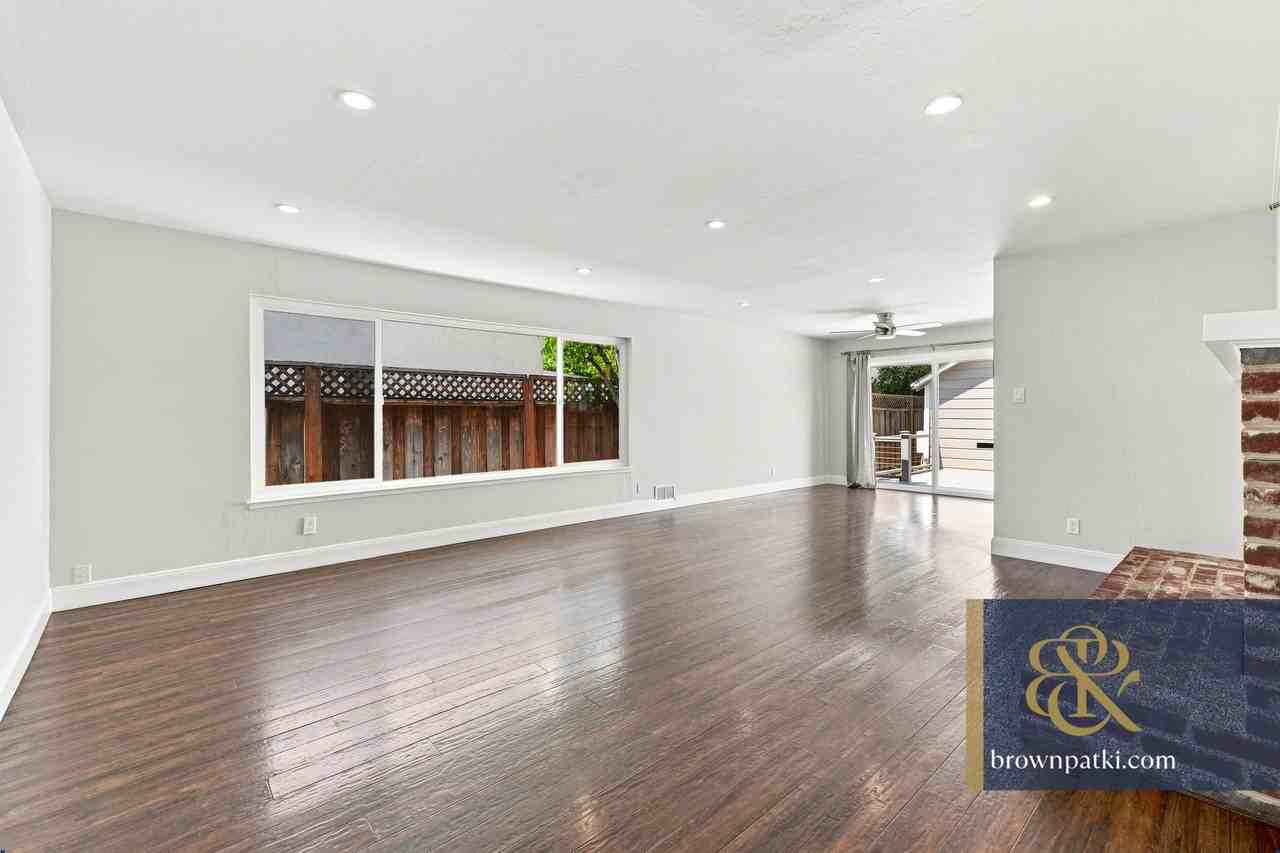 1042 Madison Ave - Photo 4 of 22