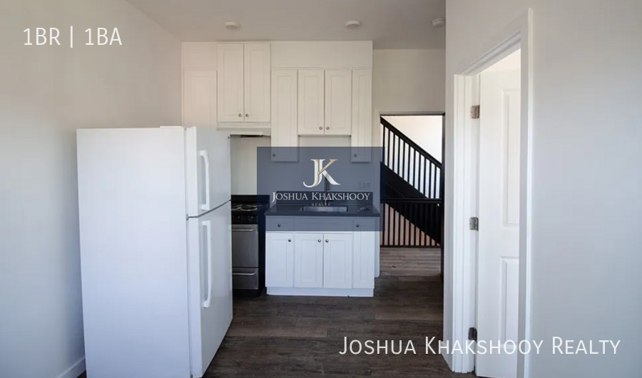 1112 Elden Ave #29 - Photo 2 of 5