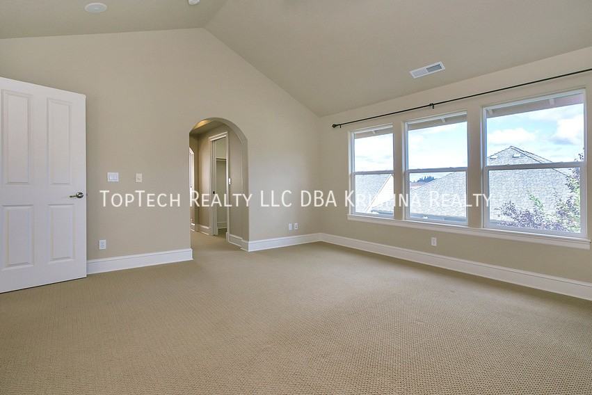 12649 Nw Bayonne Ln - Photo 6 of 19