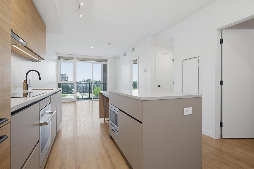13428 105 Avenue #1512 - Photo 5 of 27