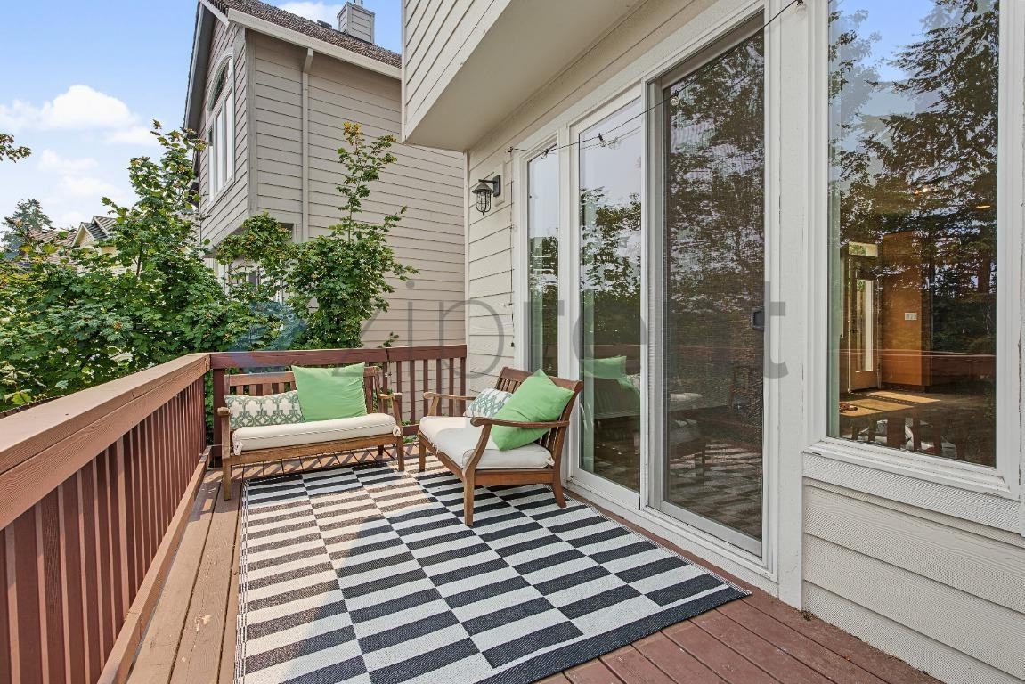 18052 Sw Loxley Dr - Photo 7 of 27