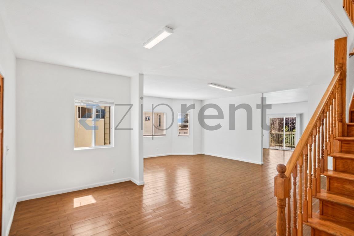 2123 E 25th St - Photo 6 of 27