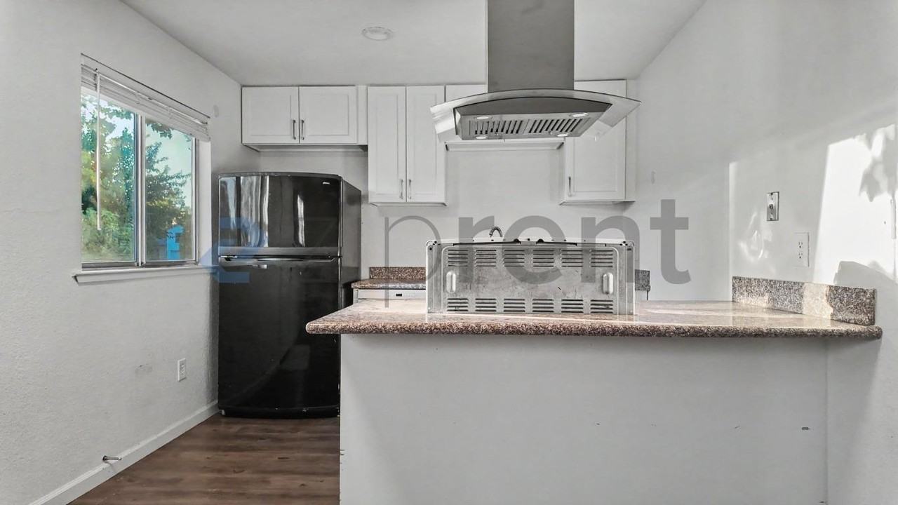 203 Lualan Ln #D - Photo 6 of 31