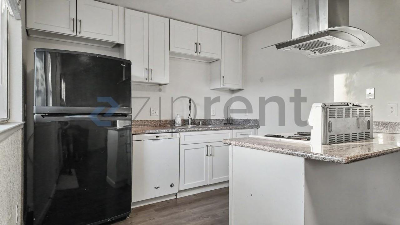203 Lualan Ln #D - Photo 7 of 31
