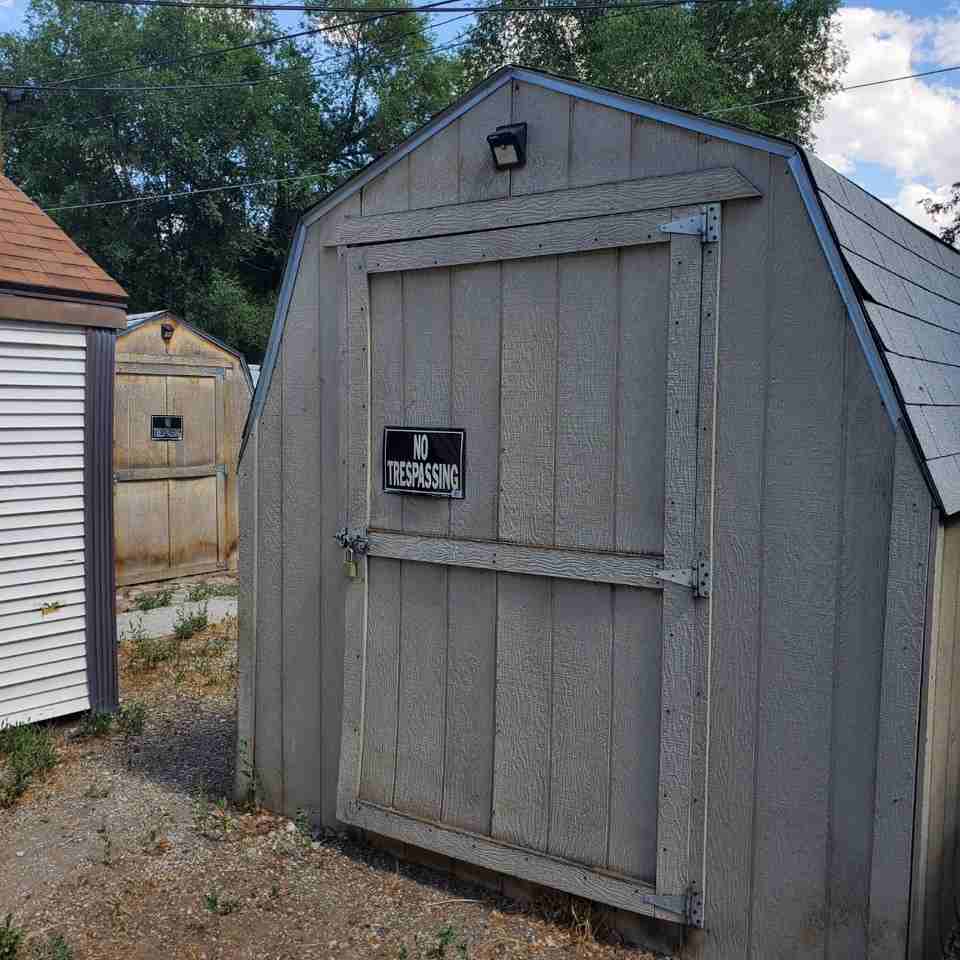 913 Cedar St #NA - Photo 2 of 2
