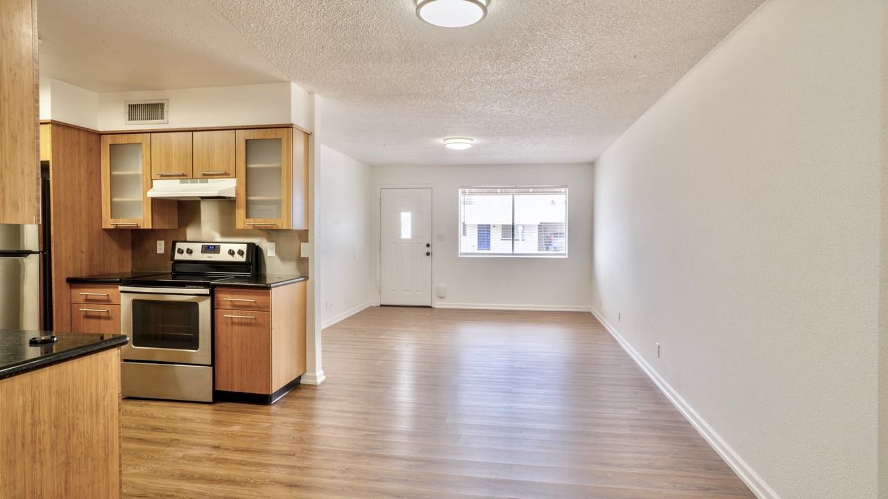 1136 W 9th St #NA - Photo 2 of 14