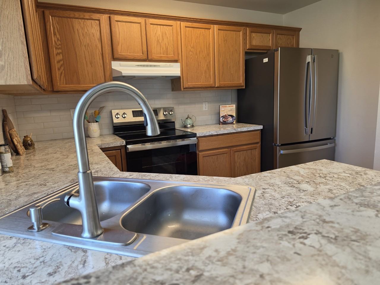 550 W Woodbury Dr #NA - Photo 4 of 10