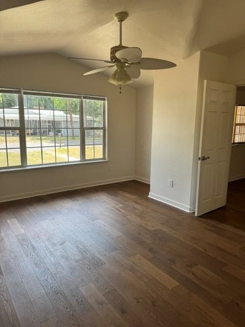 1108 Oak St #NA - Photo 4 of 7