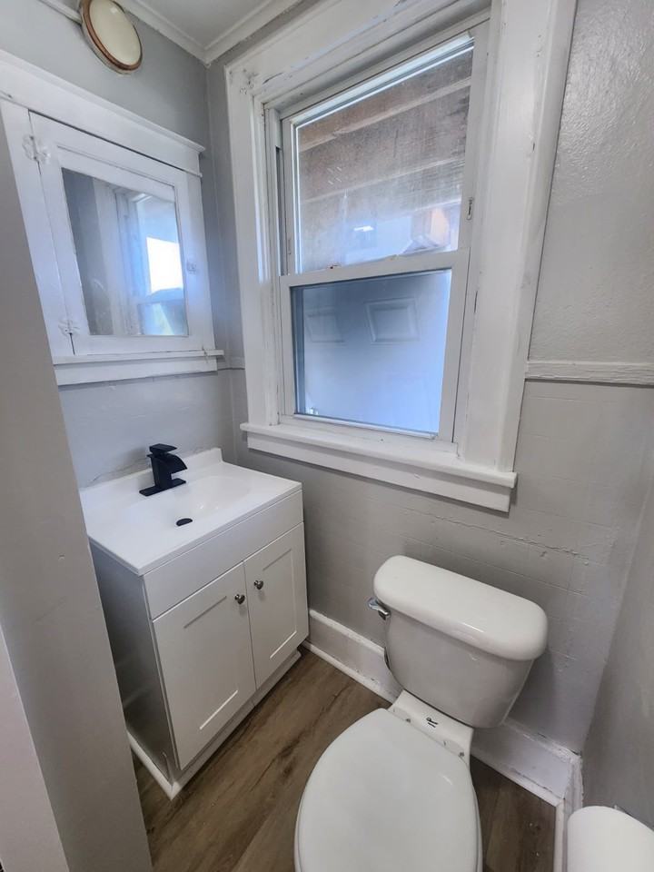 130 Brown St #2 - Photo 6 of 9