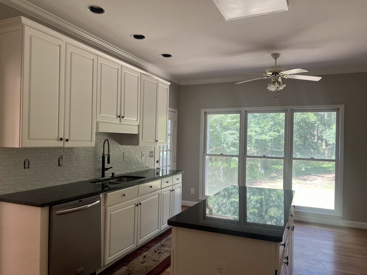 601 Southdale Cir #NA - Photo 7 of 35