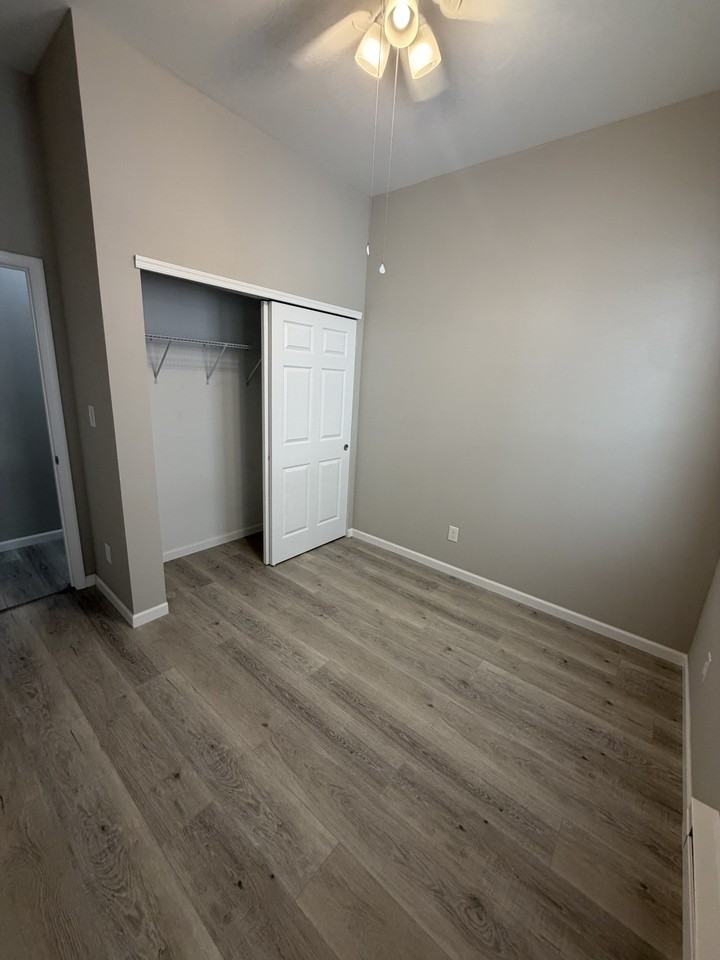 537 W Olney Ave #NA - Photo 2 of 10