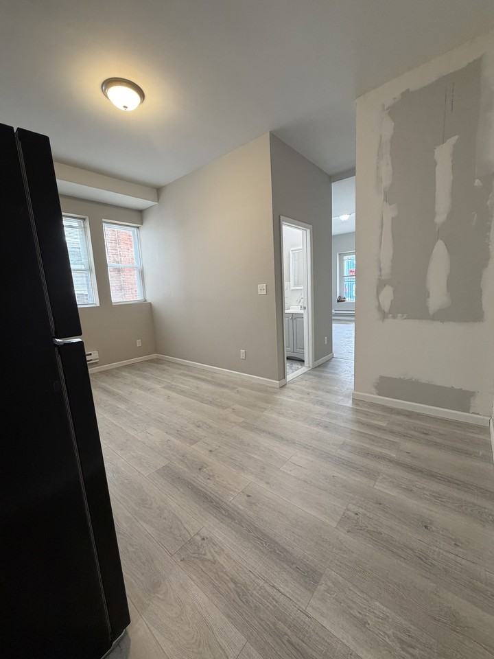 537 W Olney Ave #NA - Photo 4 of 10