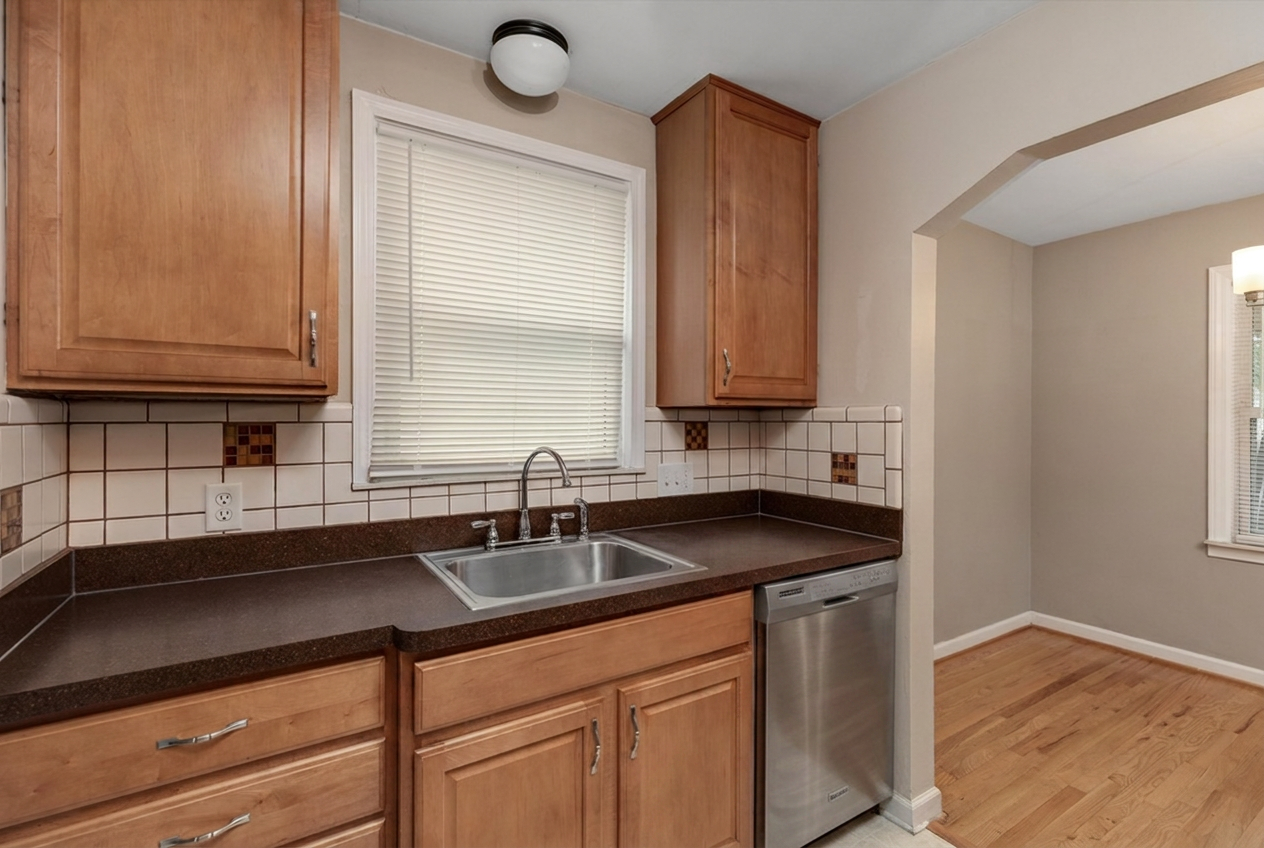 912 North Edison Avenue - Photo 3 of 31