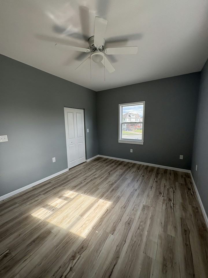 615 George Street - Photo 6 of 49