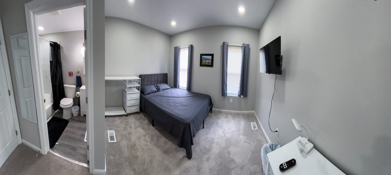 2512 East Monument Street - Photo 2 of 14