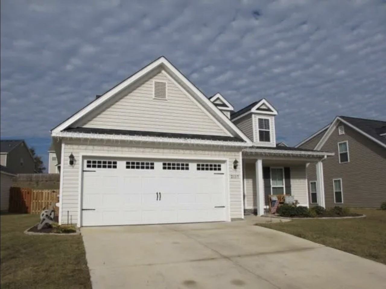 2117 Grove Landing Way - Photo 2 of 40