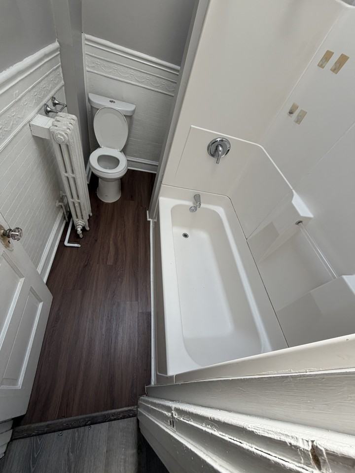 6529 Torresdale Ave #2 - Photo 5 of 11