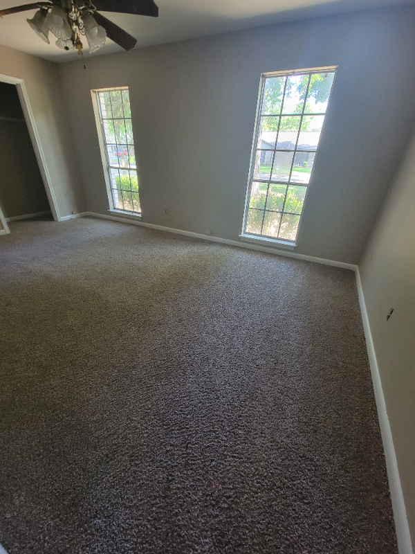 1115 Frances Dr - Photo 4 of 27
