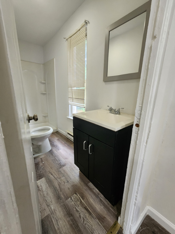 129 Willow St #1 - Photo 4 of 11