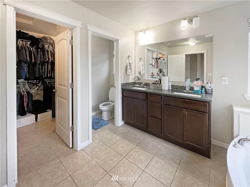 2102 Sw Nautical St - Photo 6 of 9