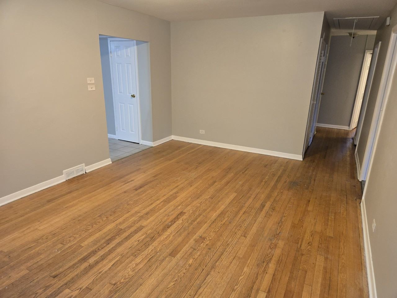 15135 Woodlawn Ave #NA - Photo 5 of 13