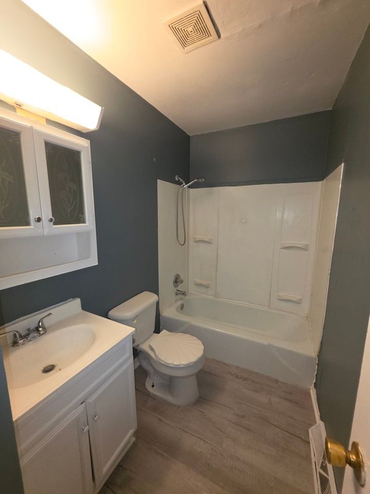 3729 W Vinton Ave - Photo 6 of 10