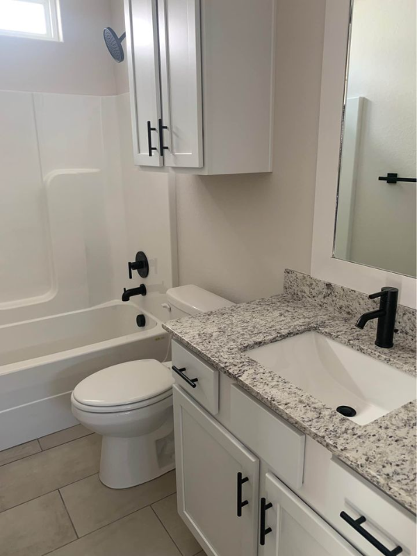 511 W Center St - Photo 3 of 11