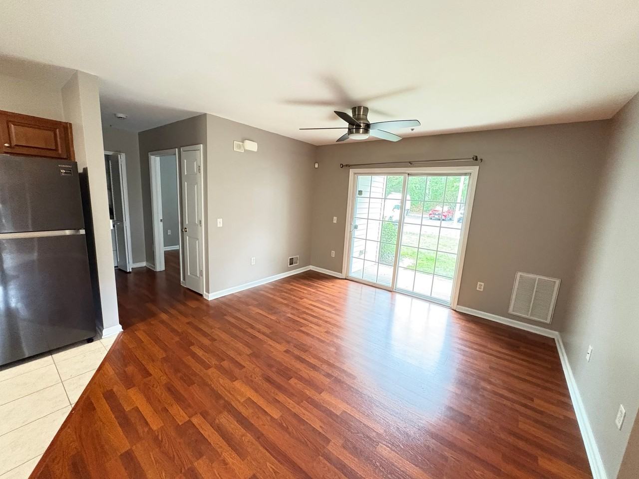 1197 Morning Glory Dr - Photo 2 of 8
