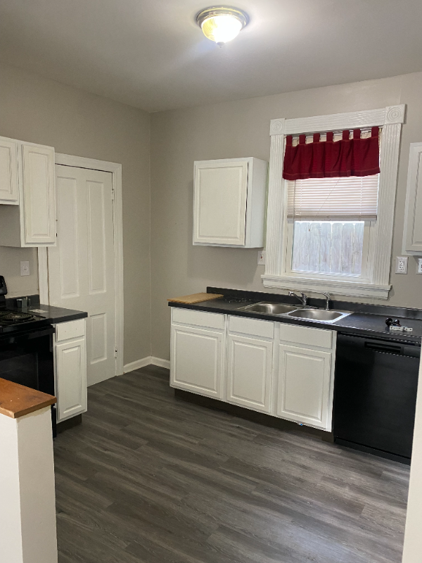312 Purcell Ave - Photo 4 of 9