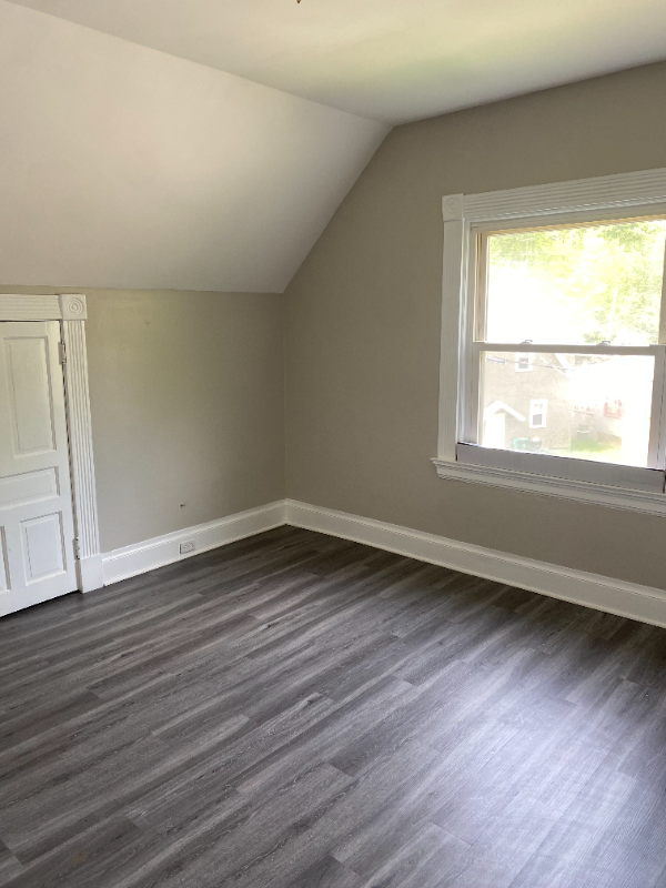 312 Purcell Ave - Photo 7 of 9