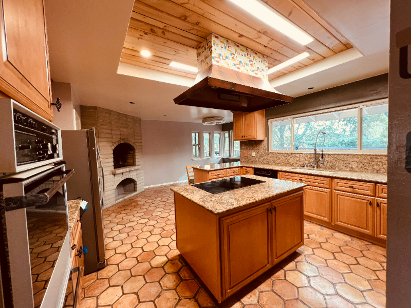 7757 Country Ln - Photo 7 of 26