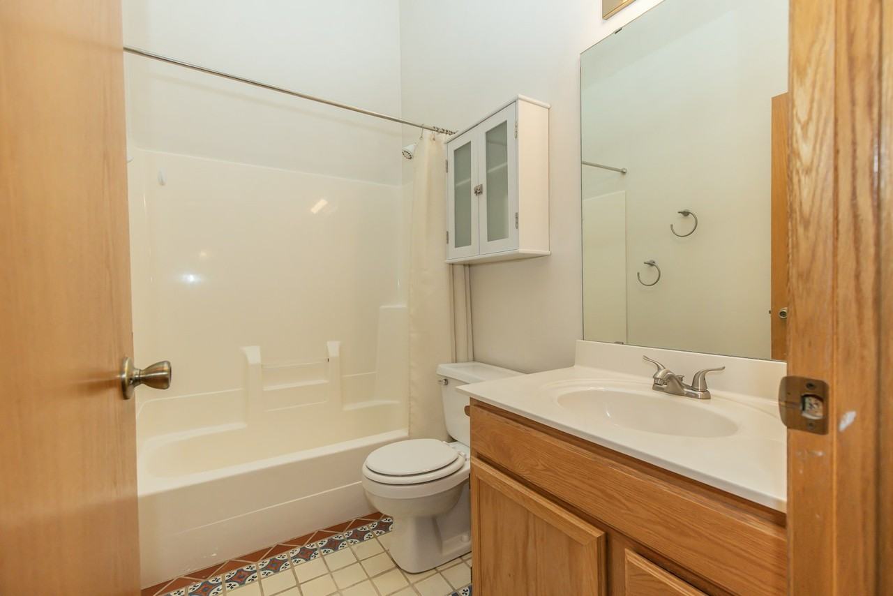 14266 Estates Ave - Photo 7 of 24