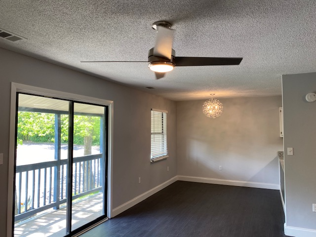 609 Park Rd #1 - Photo 2 of 8