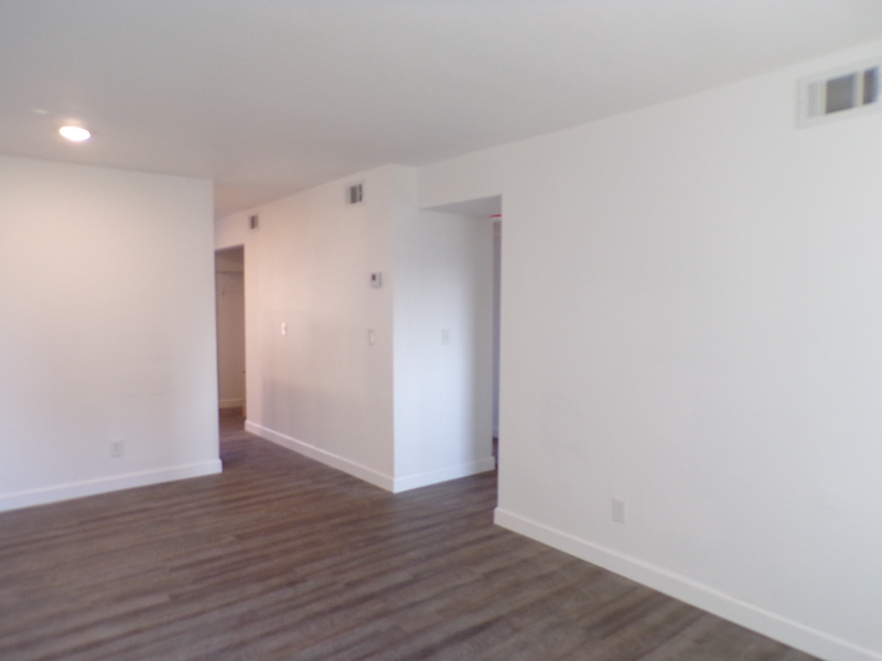 807 S Morrison Ave #B - Photo 5 of 12
