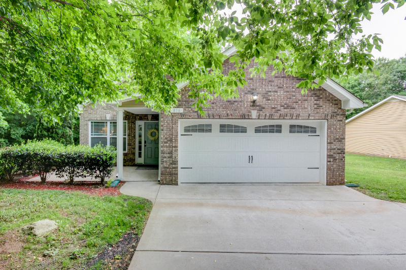 816 Dunbar Cave Rd - Photo 2 of 18