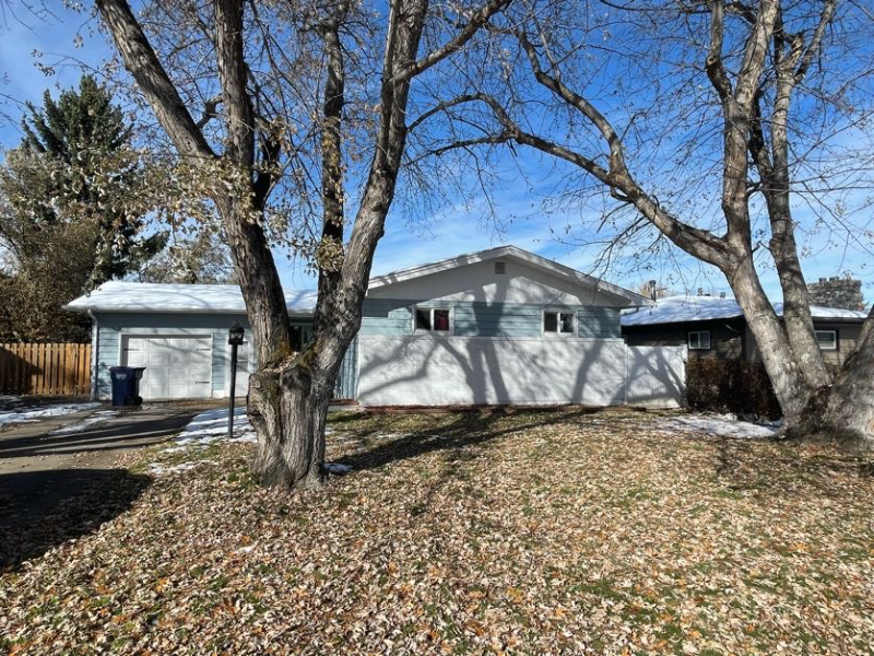 618 Doris Dr - Photo 2 of 24