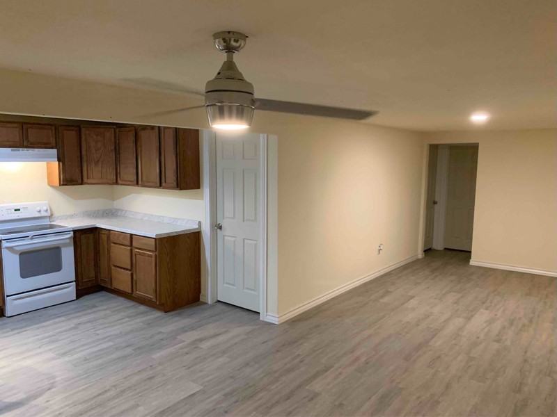 160 Lavaca Rd - Photo 5 of 12