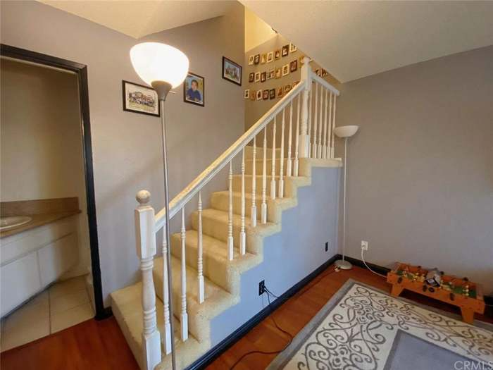1362 W Orange Grove Ave - Photo 4 of 16